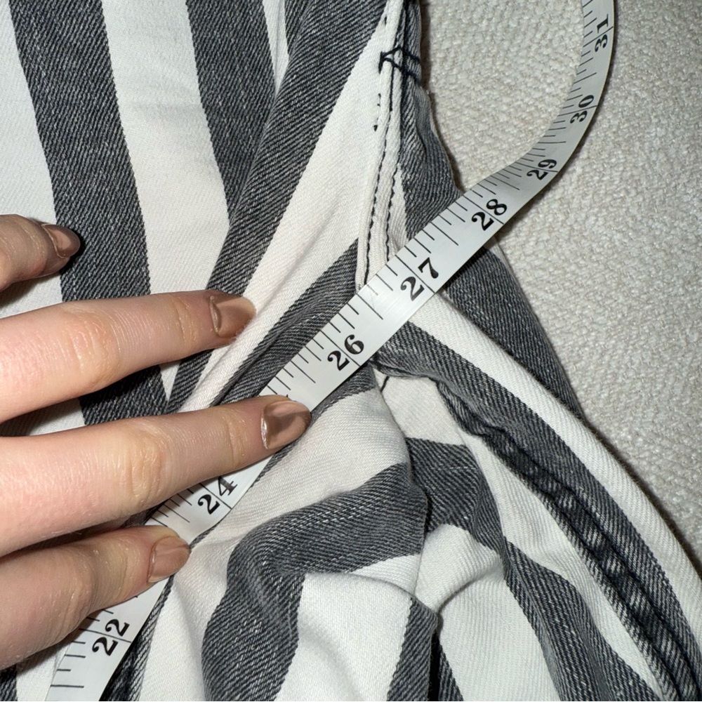 Zara Trafaluc White/Grey Striped High-Rise Skinny Jeans - Picture 9 of 9